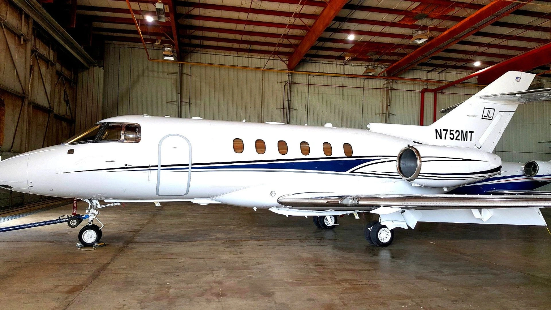 Essential Guide to Protecting Aircraft Exteriors_ Tips and Best Practices (2) Protecting Aircraft Exteriors with specialized coatings and protective treatment